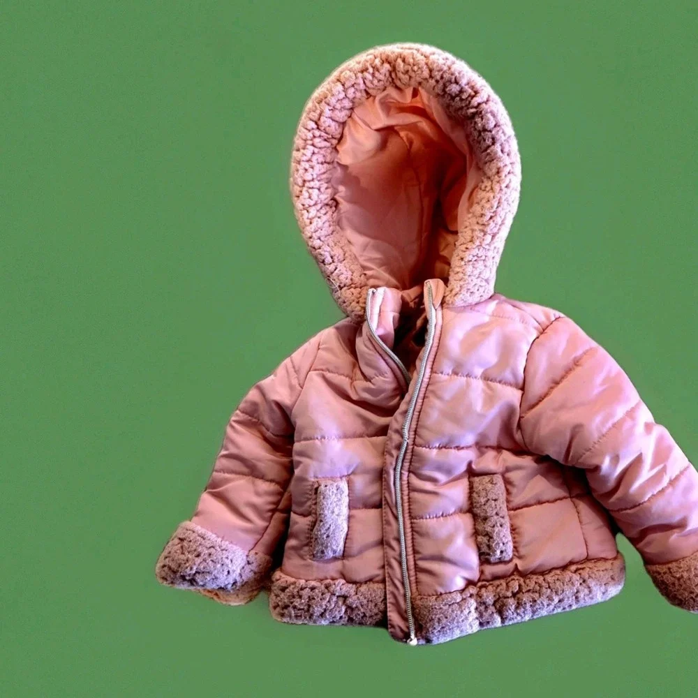 Mac Studio Kids. Size 12m. Pink Puffy Coat. Zipper. Girls. Excellent Condition.